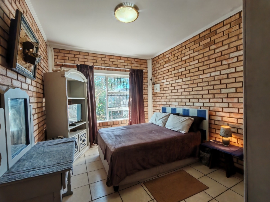 4 Bedroom Property for Sale in Boknesstrand Eastern Cape